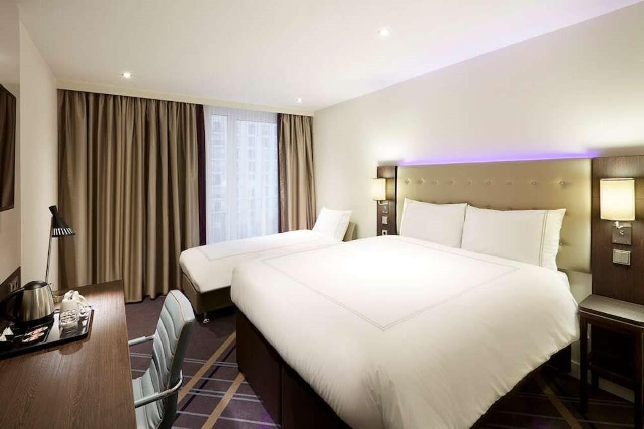 Premier Inn Hamburg City Hammerbrook Exterior foto